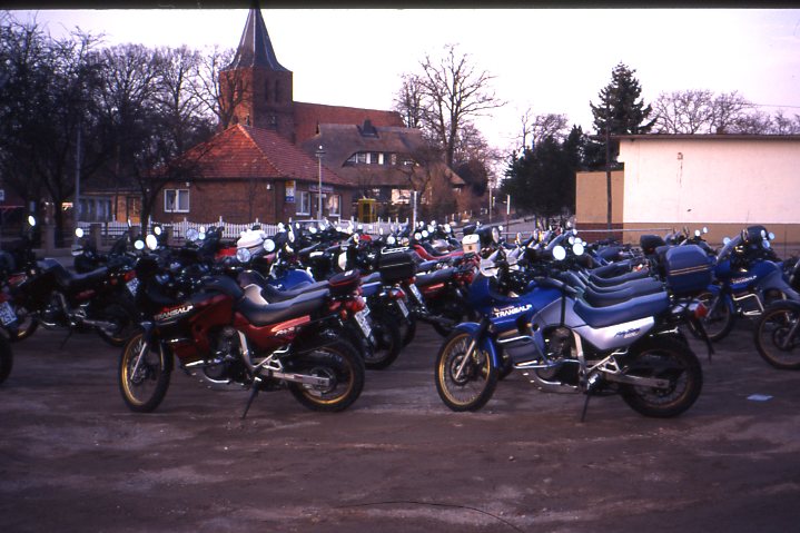 Unser Fuhrpark beim Abendessen